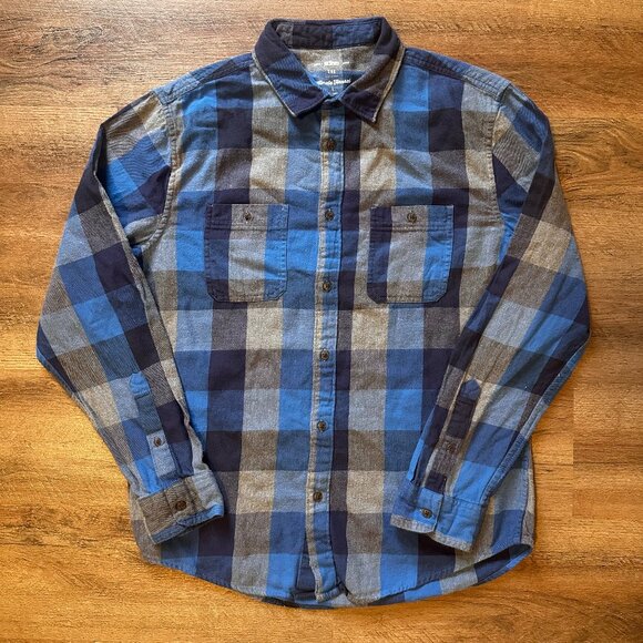Urban Pipeline Casual Button Down Mens Large Blue Plaid Skater Flannel Shirt - Picture 1 of 7